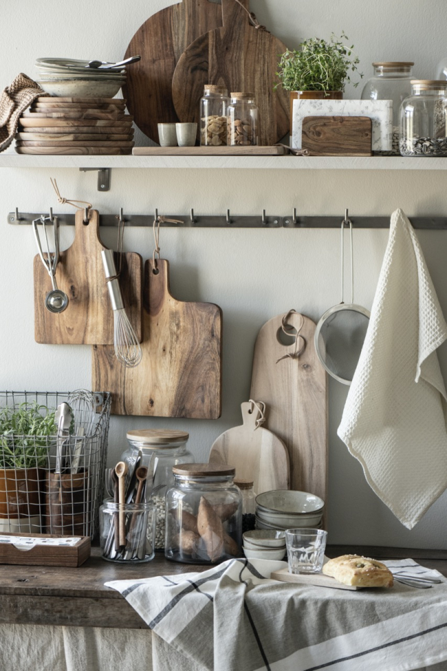 Koukkulista 'Antique brass' - Hopea