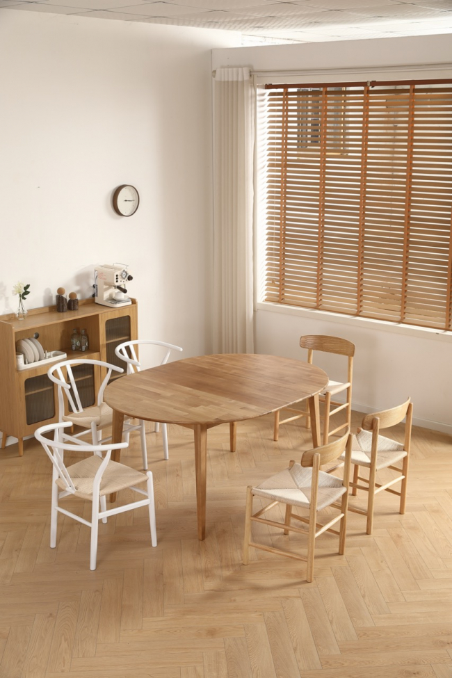 Ruokapöytä 'Saba' Pyöreä 120 cm - Tammi