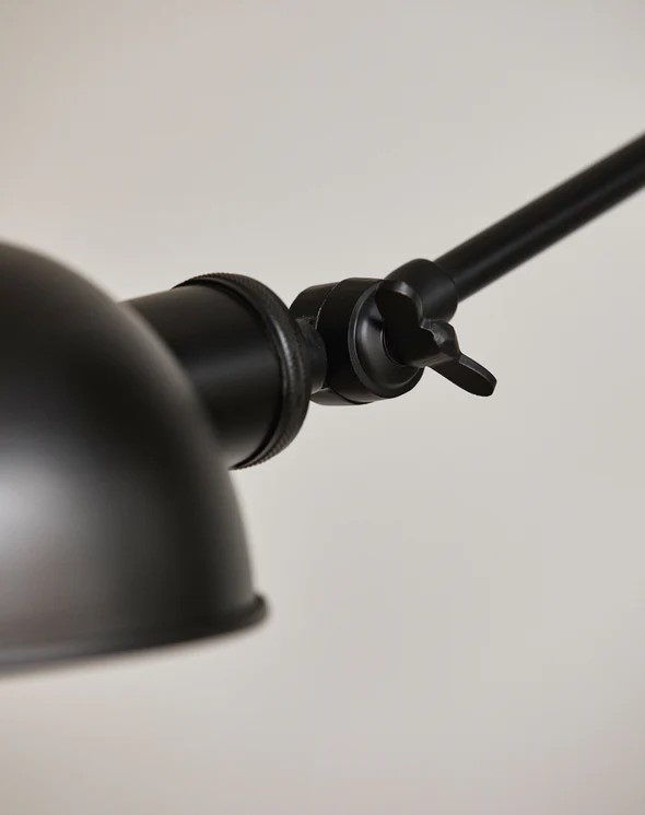 Seinävalaisin 'Aura' - Musta