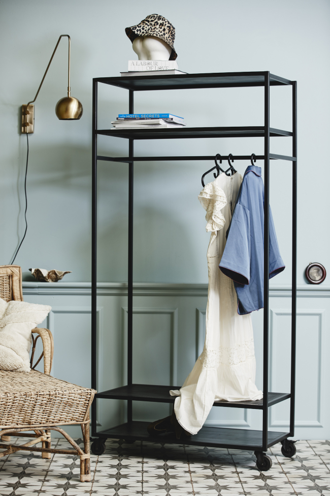 Vaatekaappihylly 'Malta' - Musta