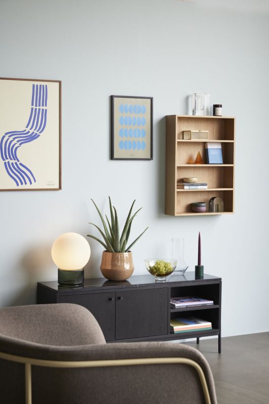 Konsolipöytä 'Nobu' - Musta