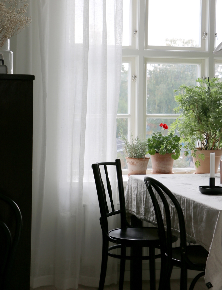 Verho, jossa on laskostusnauha 'Dalsland' 145x290 - Valkoinen