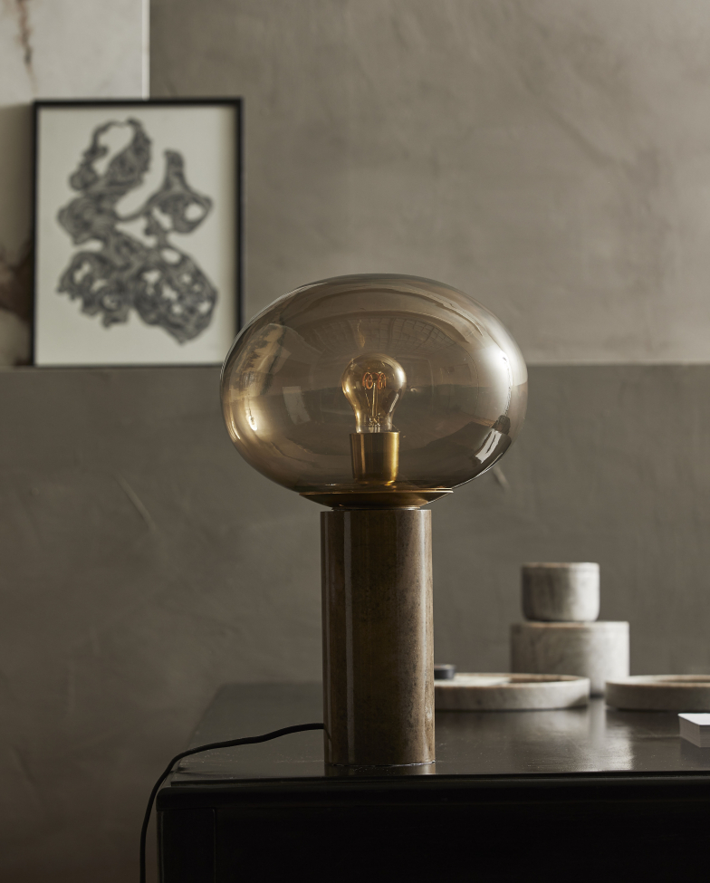 Pöytälamppu 'Bes' - Savustettu/Messinki