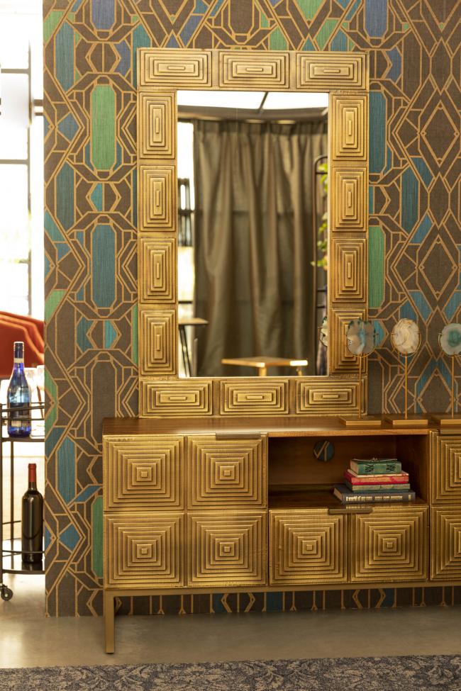 TV-taso 'Volan' - Ruskea/Messinki