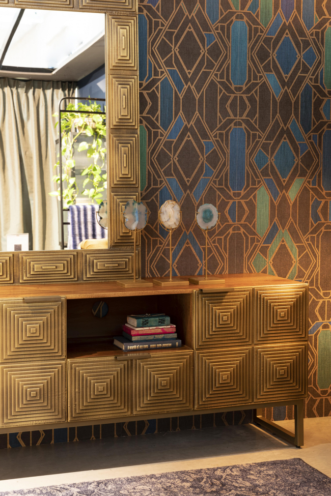 TV-taso 'Volan' - Ruskea/Messinki