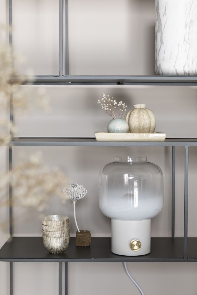 Pöytävalaisin 'Moody' - Valkoinen