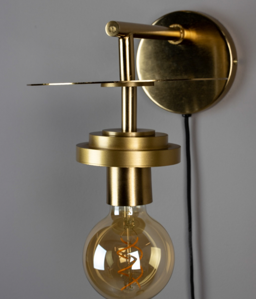 Seinävalaisin 'Aden' - Messinki