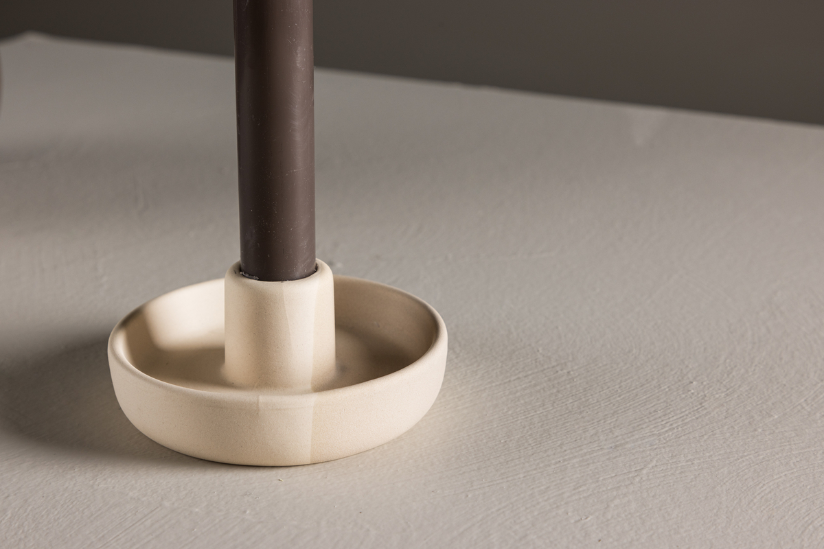 Kynttilänjalka 'Arno' - Beige