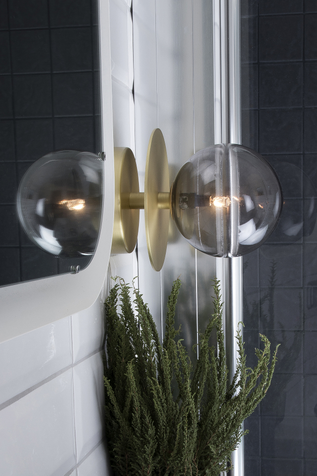 Seinävalaisin 'Art Deco' - Savunvärinen