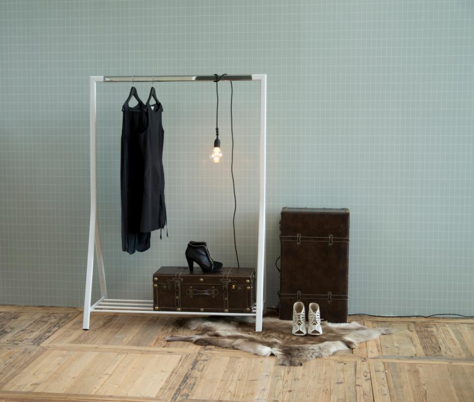 Vaatepuu 'Alzira' - Valkoinen