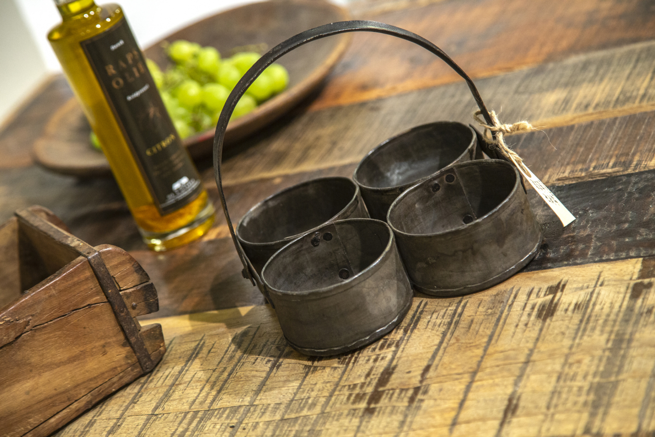 Kori 'Iron cups' - Rautaa