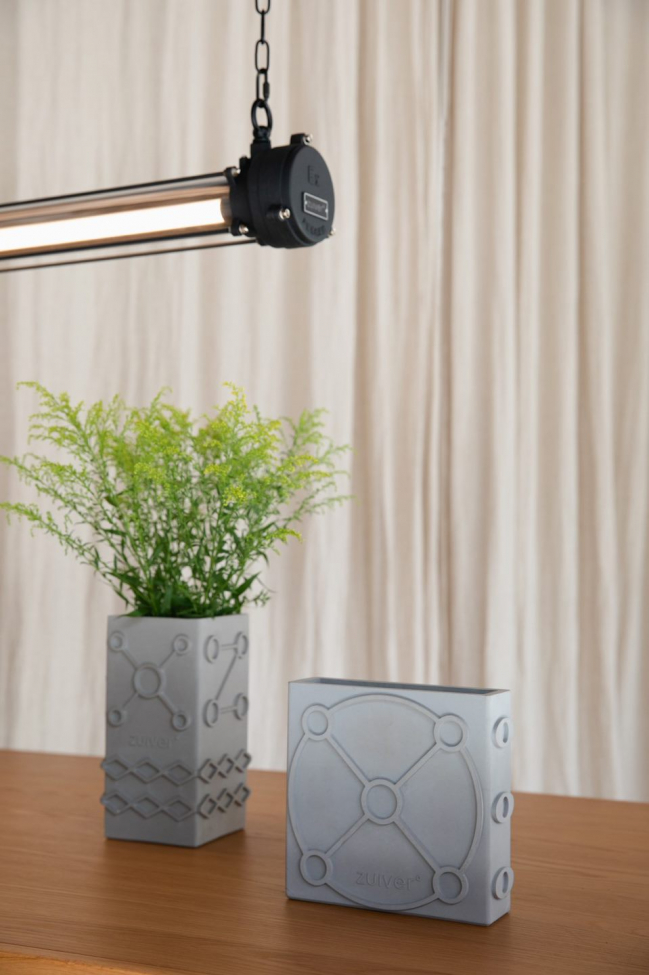 Maljakko 'Graphic Flat' - Harmaa