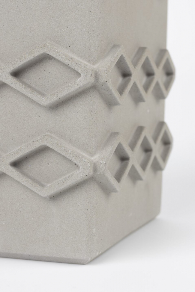 Maljakko 'Graphic Square' - Harmaa