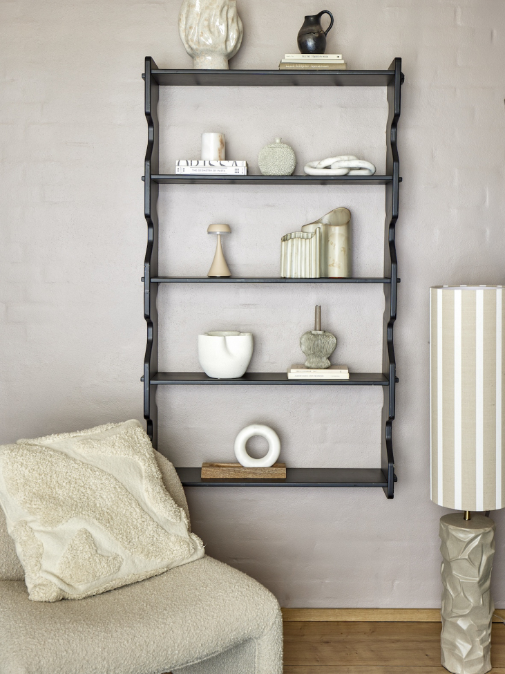 Lattiavalaisin 'Jani' - Luonnonvärinen