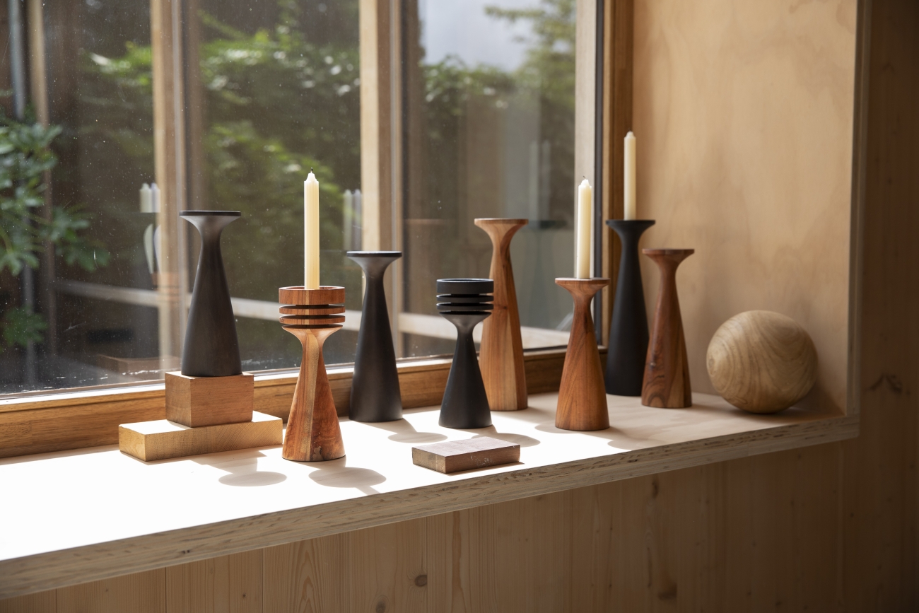 Valaisin 'Flames' - Ruskea L