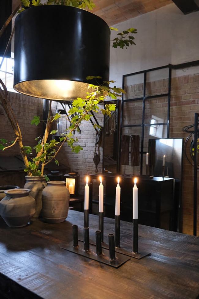 Kynttilänjalka 'Line' - Rauta