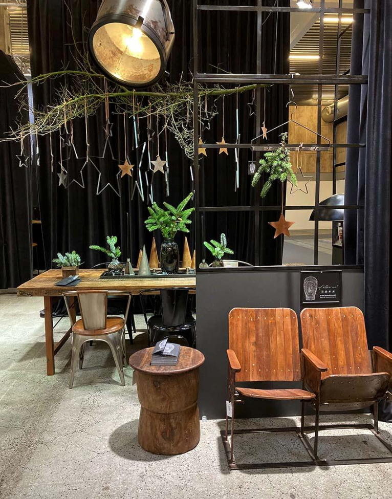 Vintage elokuvapenkki 'Bollywood' - Ruskea