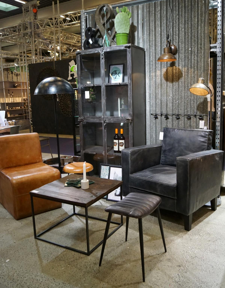 Lattiavalaisin 'Walentin' - Rauta/Brun