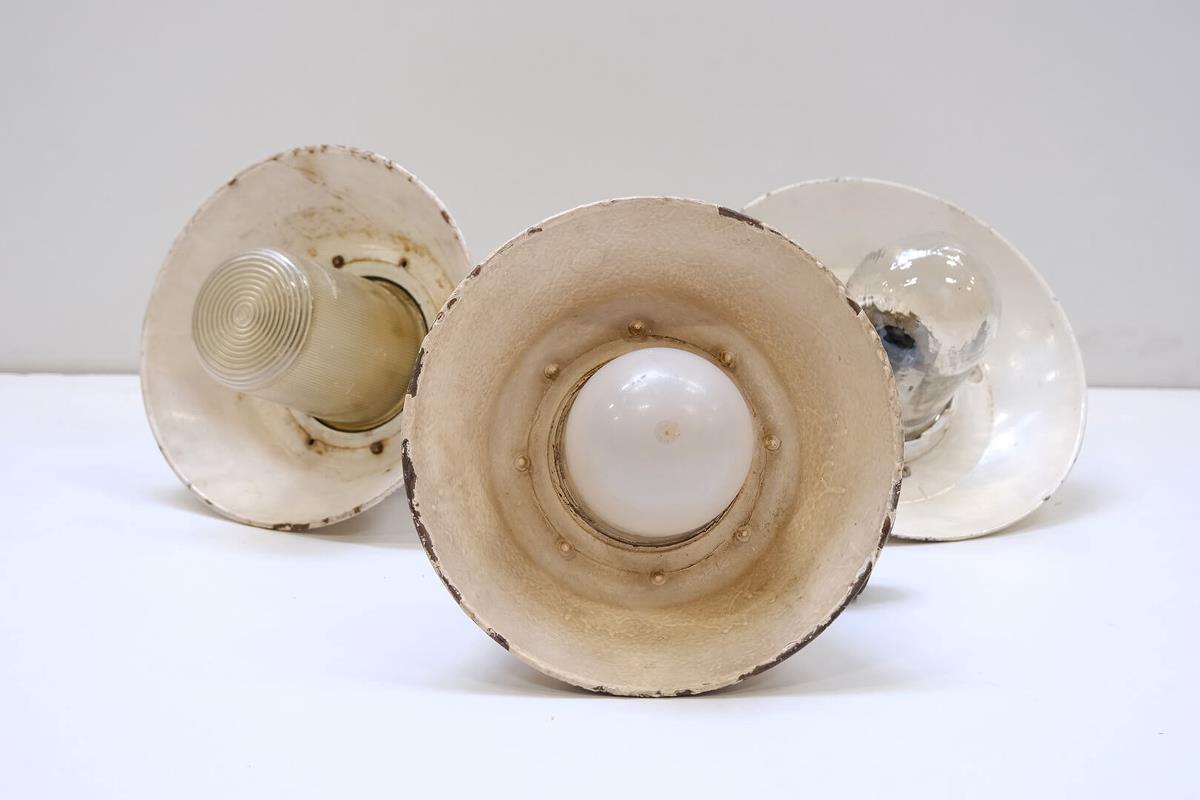 Laivavalaisin 'Raw and Unique'