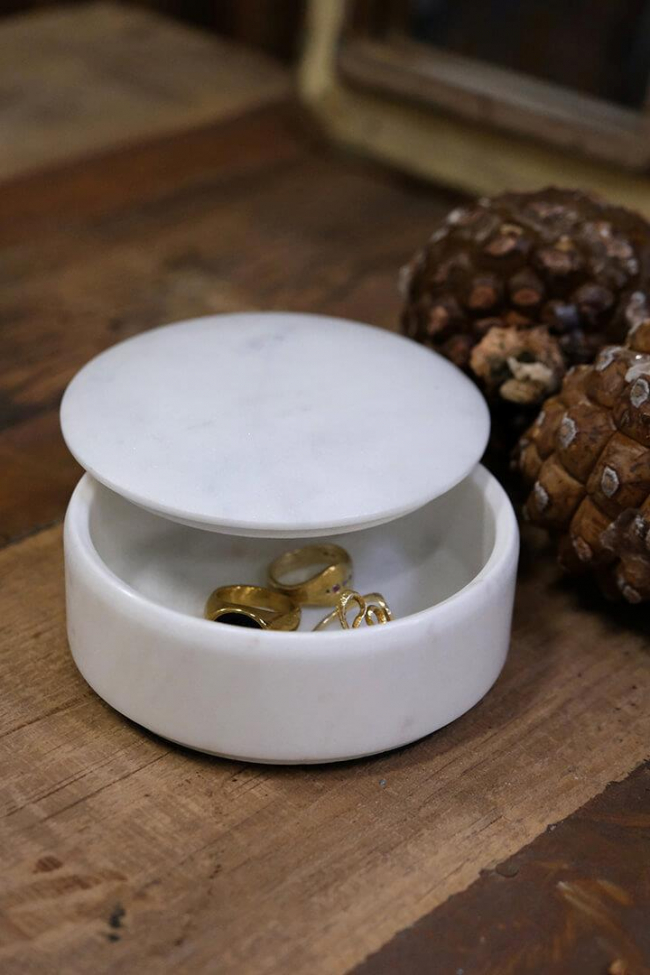 Marmorikotelo 'Rakuro' - Marmori