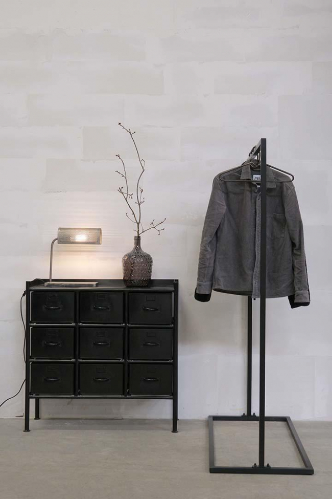 Vaateripustin 'Large' - Musta