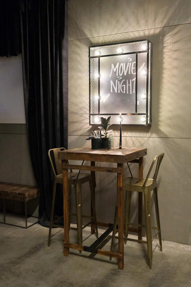 Kahvilapöytä 'Calcutta' - Puu