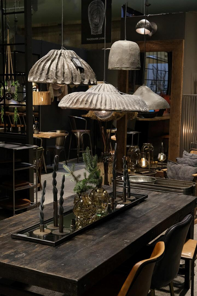 Ruokapöytä 'Java' - Puu