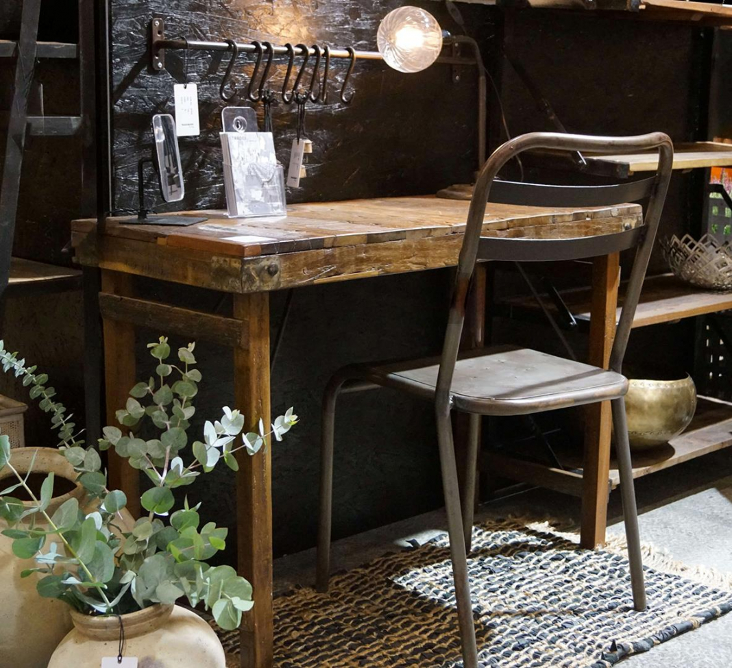 Konsolipöytä 'Sanil' - Puu