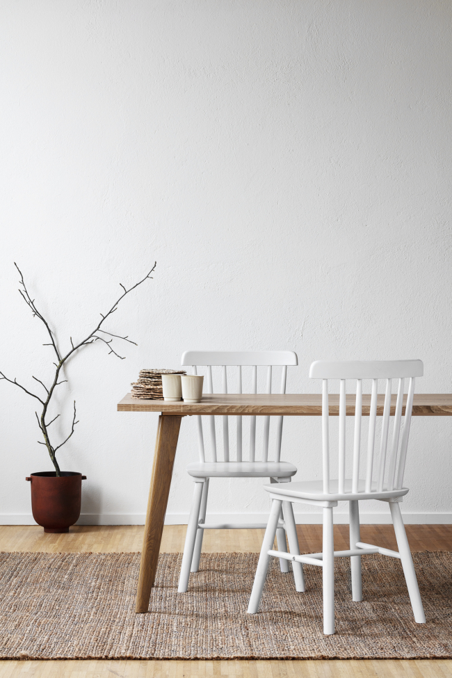 Ruokaryhmä 'Nordic Elsa' - 1 Pöytä & 6 Tuolia